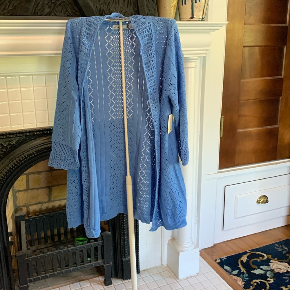 Kim Rogers lightweight weave cardigan in marine blue. NWT. Retail 44